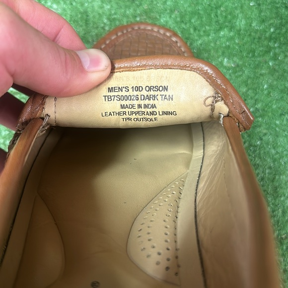 Tommy Bahama Men’s 10D Orson Loafers - Picture 6 of 6
